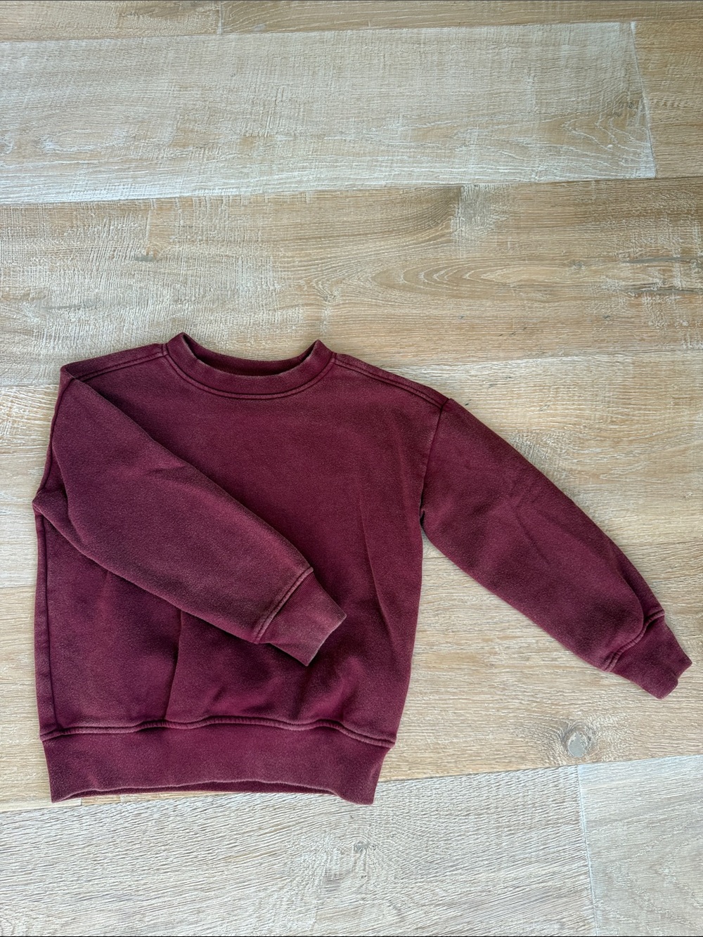 Men's Crewneck Sweatshirt in Burgundy